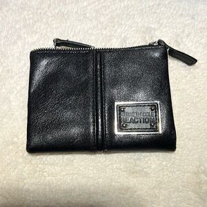 Bi-fold wallet
